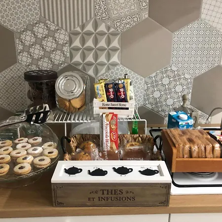 בית הארחה Solidea House פאלמי