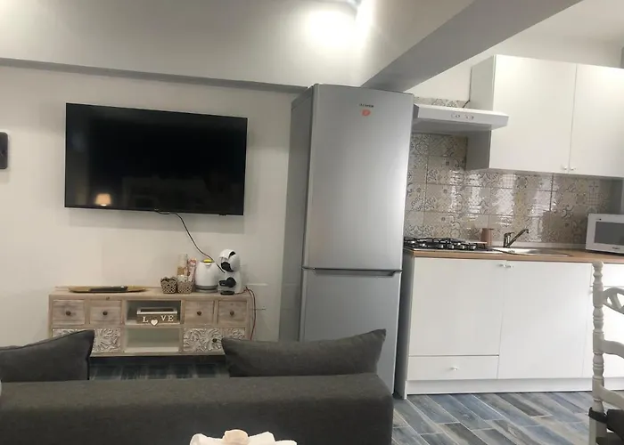 Solidea House Affittacamere *