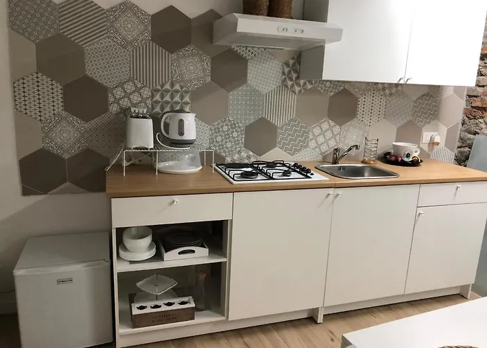 Solidea House Affittacamere *